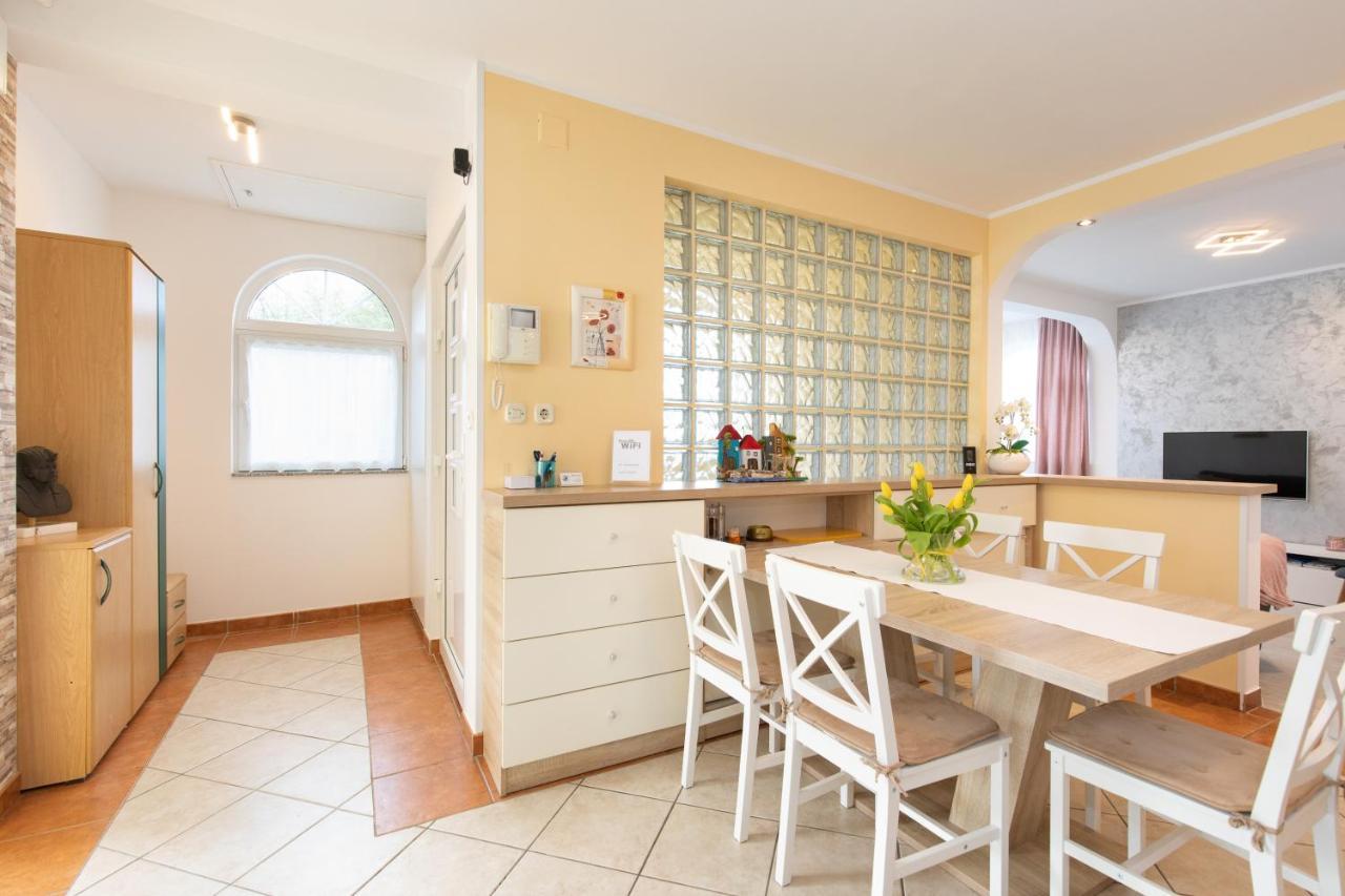 Apartment Blazi Njivice Εξωτερικό φωτογραφία