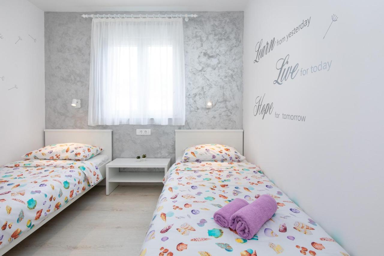 Apartment Blazi Njivice Εξωτερικό φωτογραφία