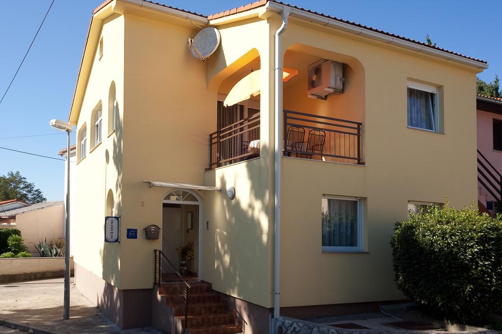 Apartment Blazi Njivice Εξωτερικό φωτογραφία